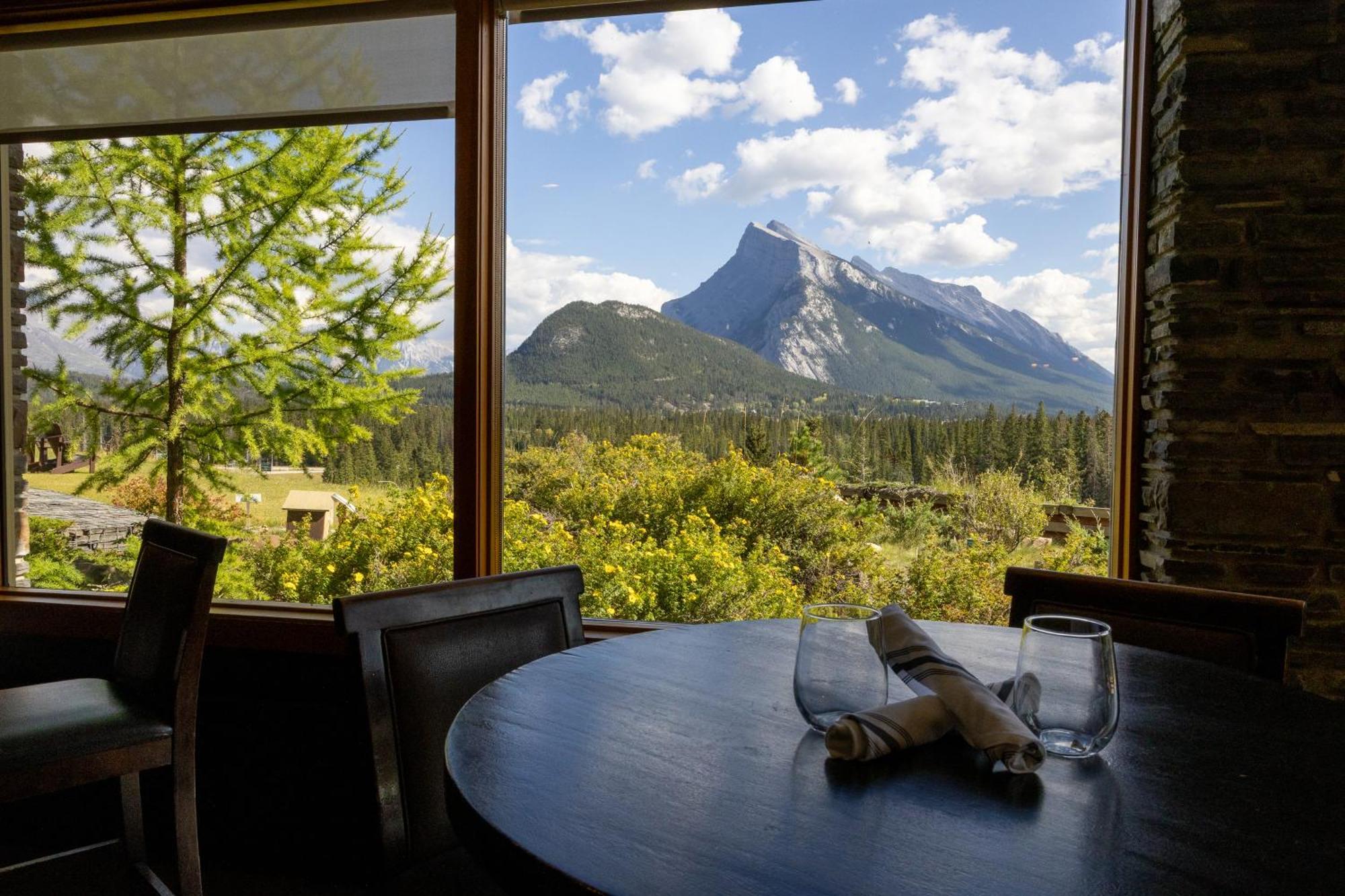 The Juniper Hotel & Bistro Banff Zewnętrze zdjęcie